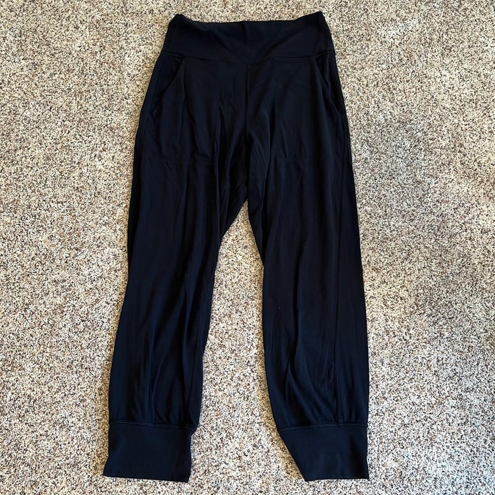 Lululemon Align High-Rise Cropped Joggers